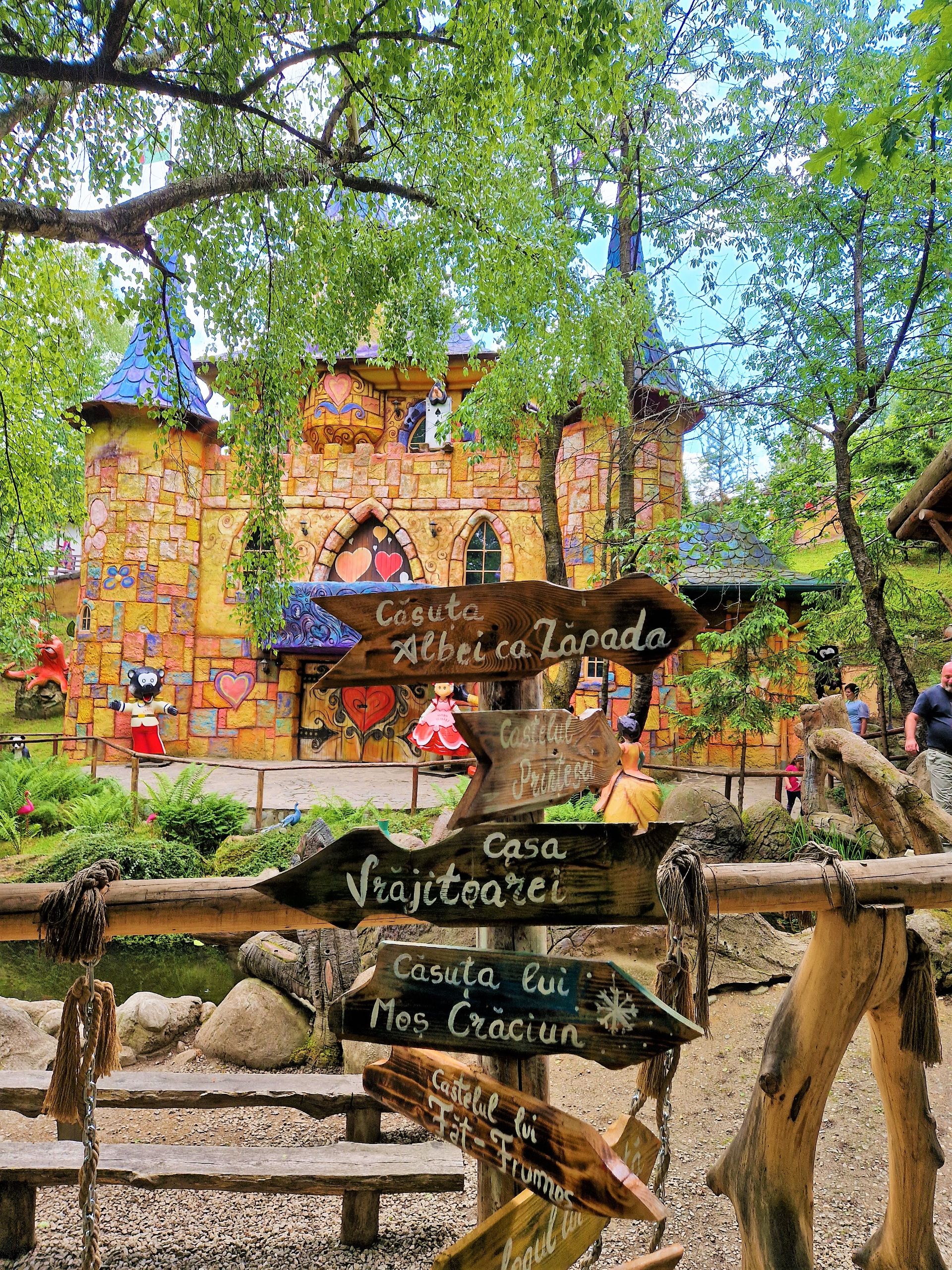 Valea Cu Povesti Si Dino Park Viata Ca O Vacanta Travel Tips Tricks Valea Cu Povesti Si Dino Park Viata Ca O Vacanta Travel Tips Tricks